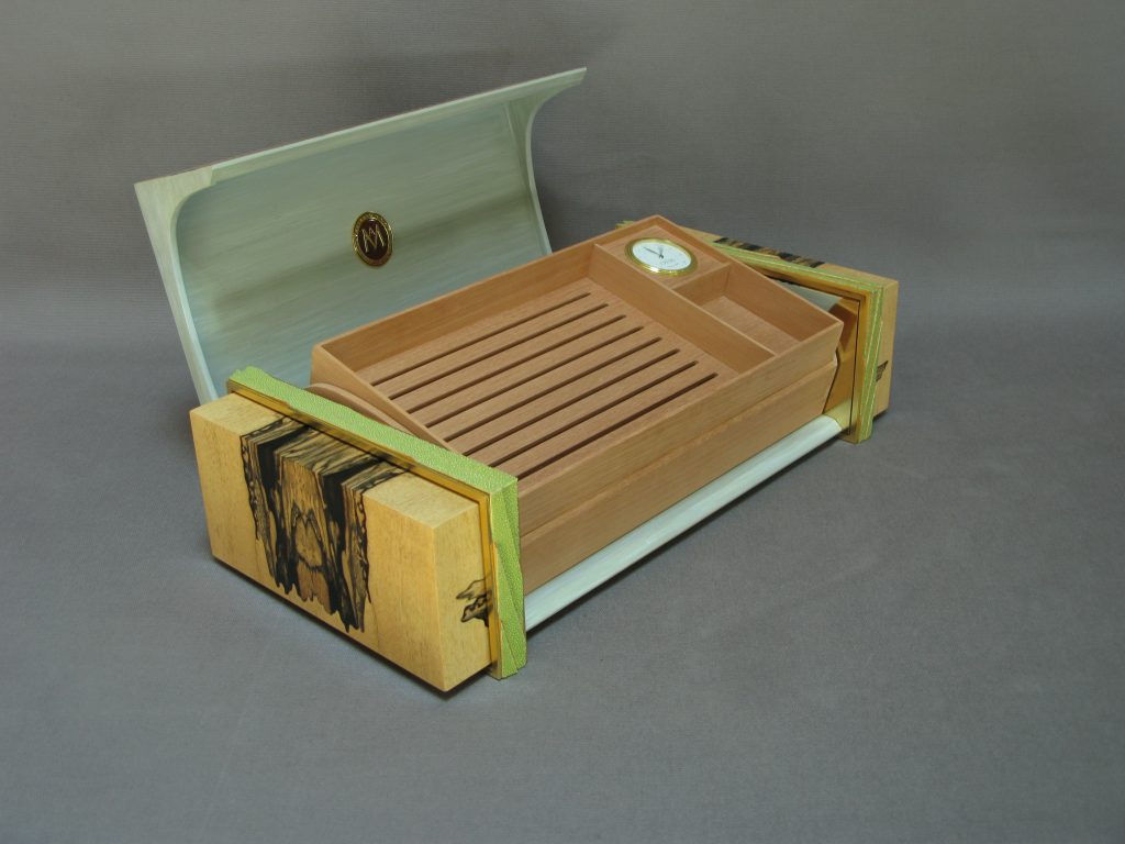 mécanismes d'exception et marqueterie mécanismes d'exception et automates mécanismes d'exception du XVIIIe siècle