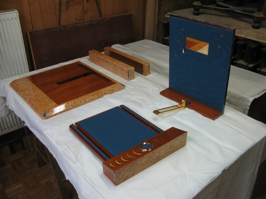 création de meubles d'exception, Savoir-faire ancestral, Innovation technique