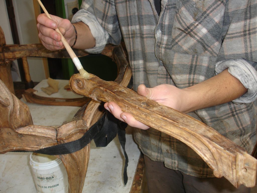 colles en haute ébénisterie, Colles polyuréthanes, Colles thermofusibles