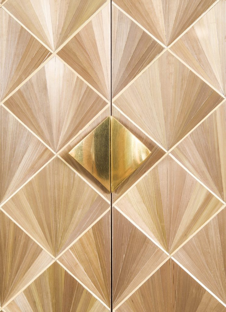 Pièces uniques en ébénisterie sur mesure
Ébénisterie sur mesure d'exception
Meubles de luxe en ébénisterie sur mesure