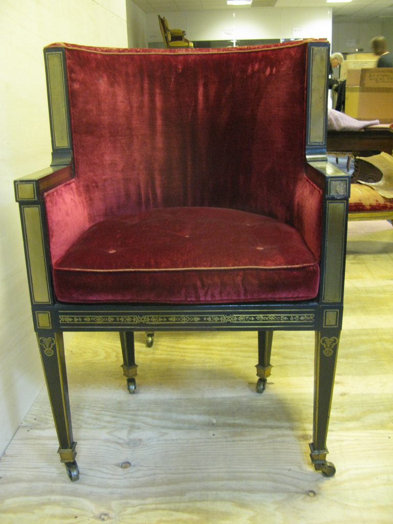 renaissance des meubles exception, restauration luxe, transformation mobilier, excellence artisanale, renaissance meubles exception luxe