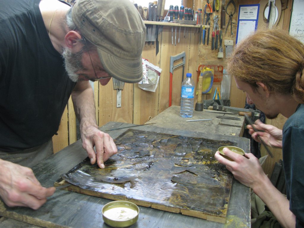 évolution de la haute ébénisterie, héritage ébénistes, savoir-faire luxe, excellence artisanale, évolution haute ébénisterie française