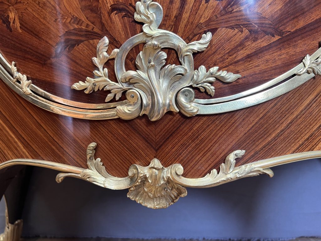 évolution de la haute ébénisterie, héritage ébénistes, savoir-faire luxe, excellence artisanale, évolution haute ébénisterie française