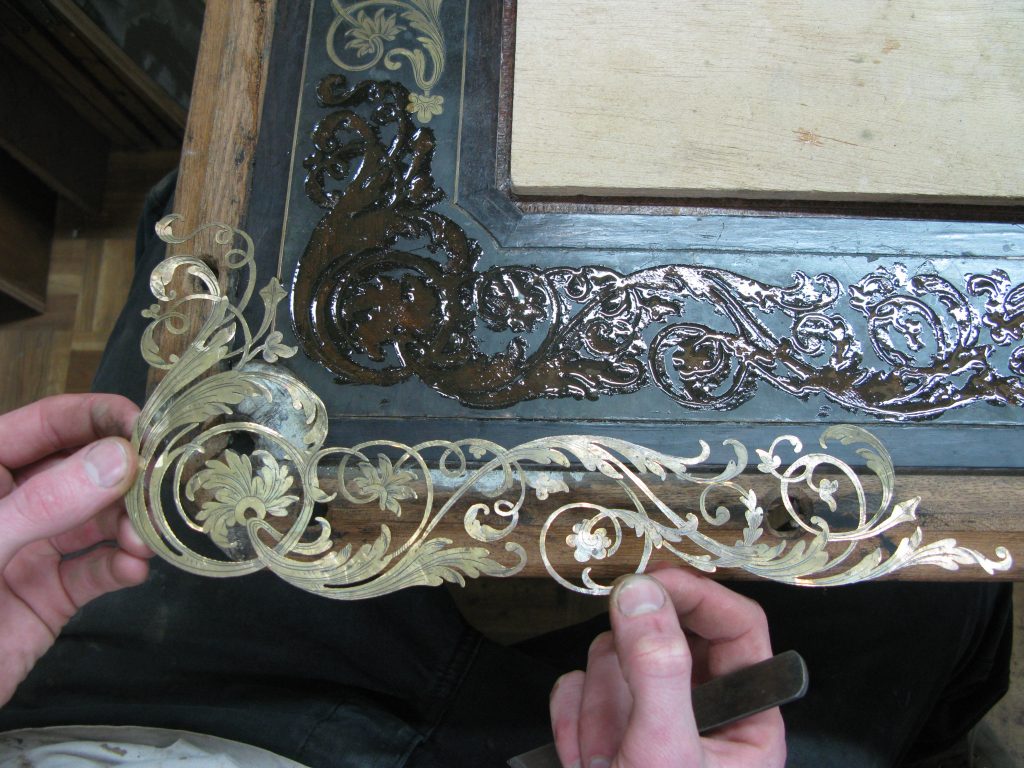 restauration mobilier d'exception, grands maîtres restaurateurs, savoir-faire ancestral, excellence restauration