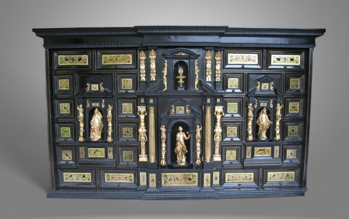 Restauration meubles anciens cabinets ébène - Antique furniture pair restoration Paris EPV