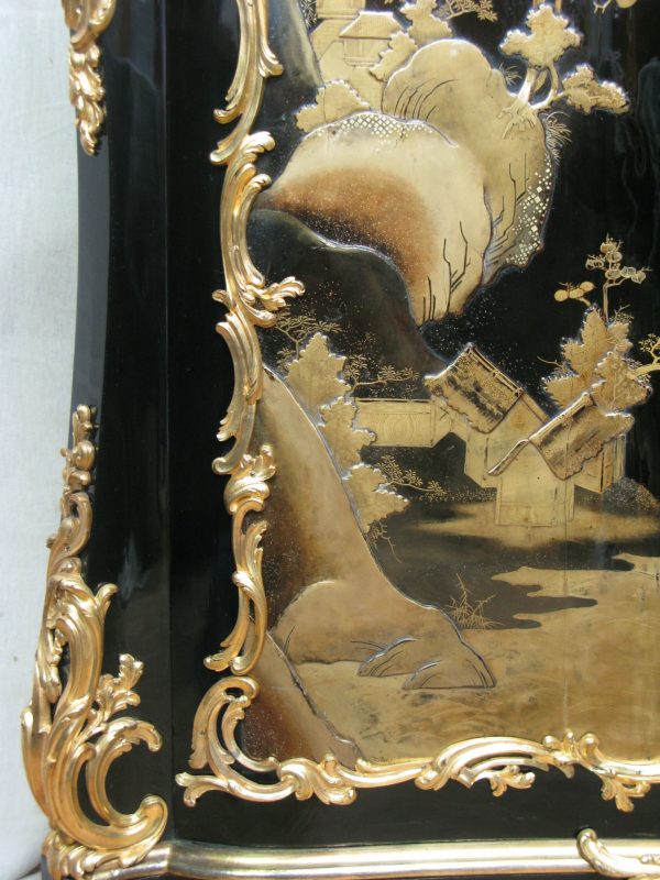 Artisan mobilier ancien laque japonaise - Asian furniture expert craftsman France