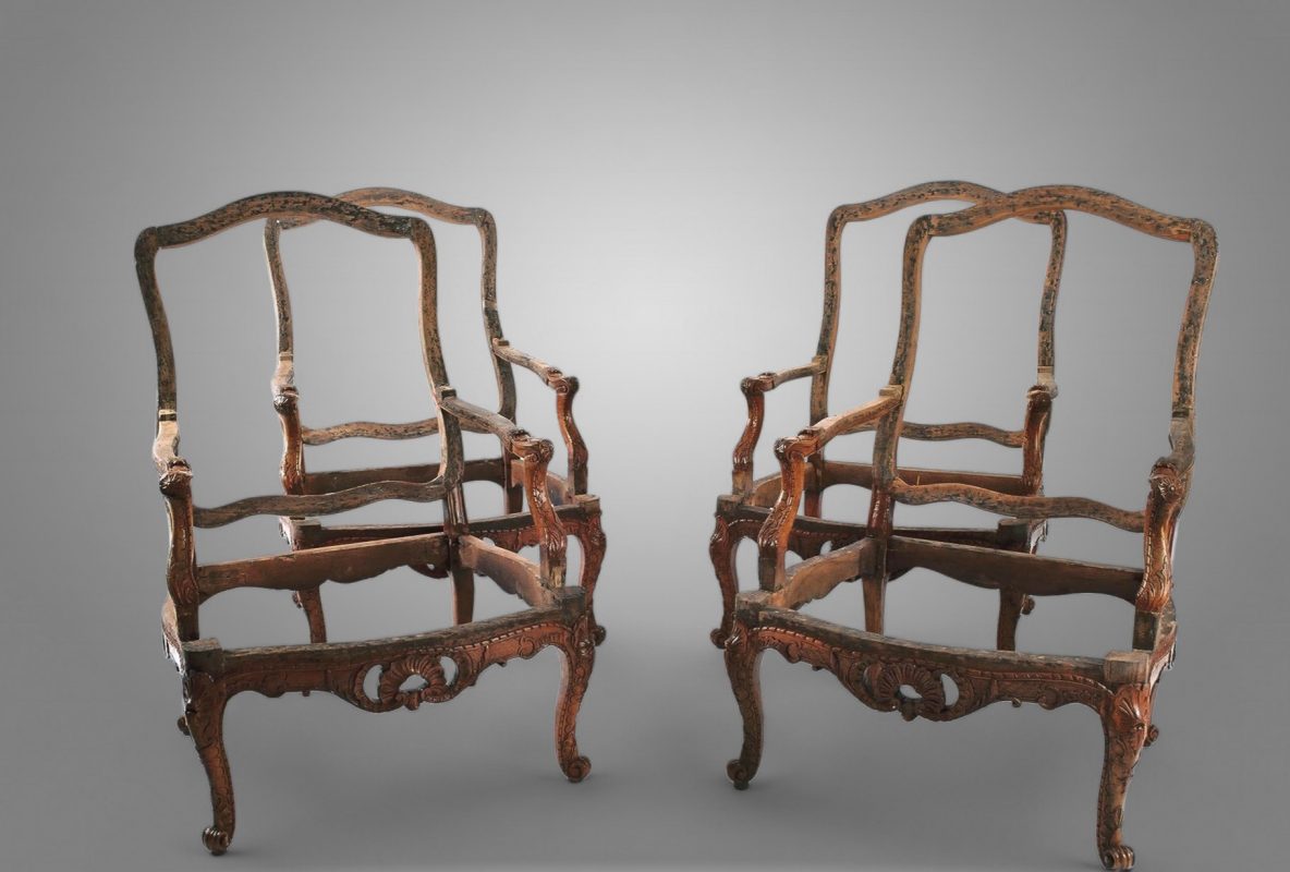 Restauration sièges anciens fauteuils Régence - Antique French chair restorer Paris EPV